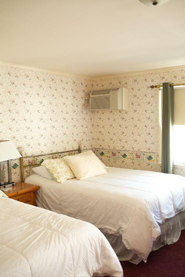 Inn At Iron Masters Lakeville ภายนอก รูปภาพ